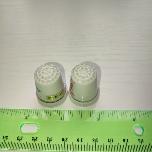 Lot 2 Pcs South Carolina Thimbles Vintage Collectible Ceramic Map Myrtle Beach - Picture 3 of 6